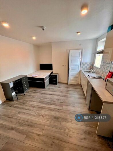 Studio To Rent In St. Stephens Road, Selly Oak, Birmingham, B29