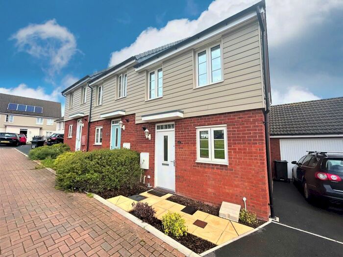 2 Bedroom Semi-Detached House To Rent In Hook Drive, Exeter, EX2