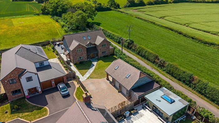 5 Bedroom Detached House For Sale In Wooding Close, Houghton Conquest, Houghton Conquest, MK45