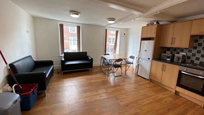 1 Bedroom Flat To Rent In St. Dunstans Street, Canterbury, CT2