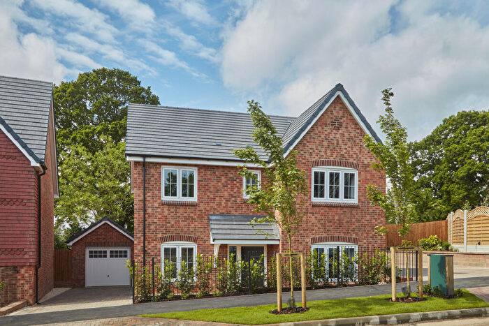 5 Bedroom Detached House For Sale In Northaw Road East, Cuffley, Hertfordshire, EN6