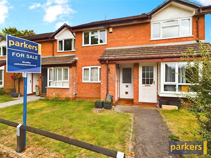 2 Bedroom Maisonette For Sale In Shackleton Way, Woodley, Reading, Berkshire, RG5