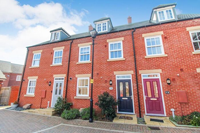 3 Bedroom Terraced House To Rent In Jermin Mews, Great Denham, Bedford, MK40