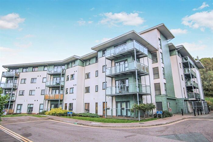 1 Bedroom Flat For Sale In Rollason Way, Brentwood, CM14