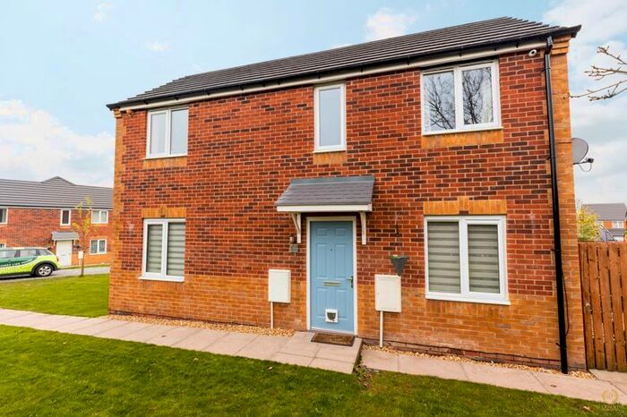 3 Bedroom Detached House For Sale In Tomlinson Place, Rishton, Blackburn, BB1