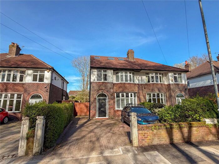 4 Bedroom Semi Detached House For Sale In Parkville Road, Didsbury, M20