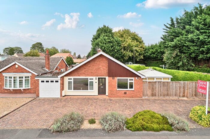 3 Bedroom Detached Bungalow For Sale In The Grove, Welton, LN2