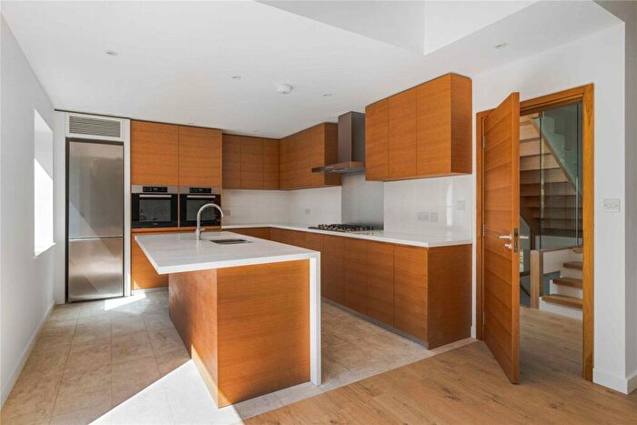 6 Bedroom Detached House For Sale In The Drive, Kingston Upon Thames, Surrey, KT2