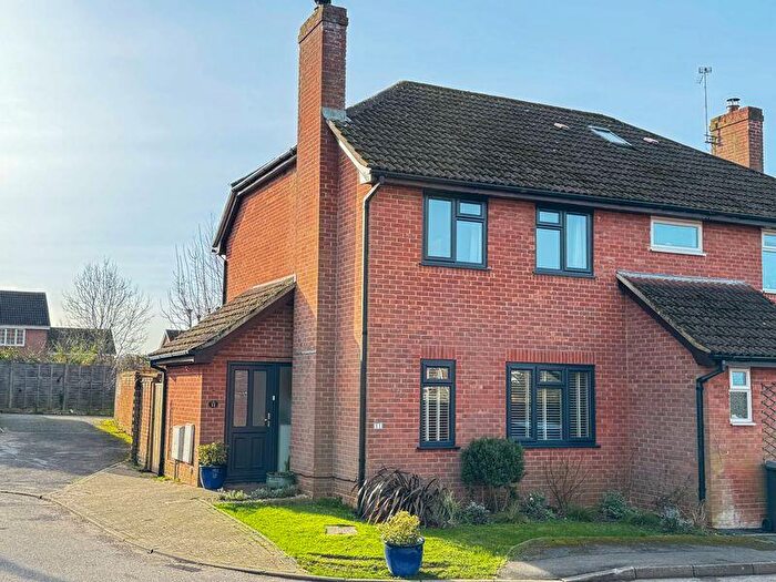 3 Bedroom Semi Detached House For Sale In Swanmore, SO32