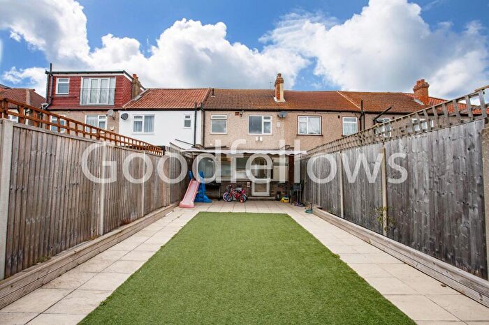 3 Bedroom Terraced House To Rent In Galpins Road, Thornton Heath, CR7