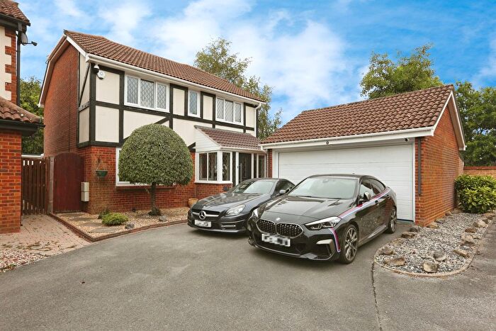 4 Bedroom Detached House For Sale In Walker Gardens, Hedge End, Southampton, SO30