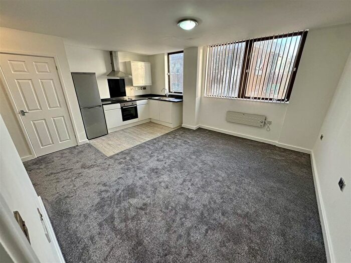 2 Bedroom Flat For Sale In Priestgate, Peterborough, PE1