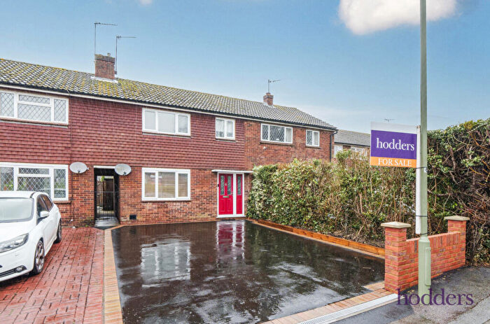 3 Bedroom Terraced House For Sale In Ottershaw, Surrey, KT16