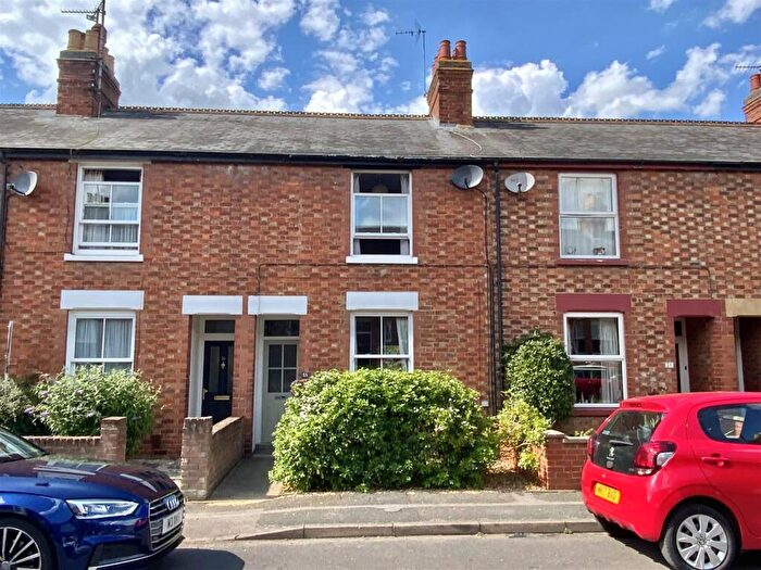 2 Bedroom Terraced House To Rent In Clarence Road, Stony Stratford, Milton Keynes, MK11