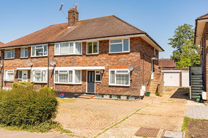 2 Bedroom Maisonette For Sale In Halsford Park Road, East Grinstead, RH19
