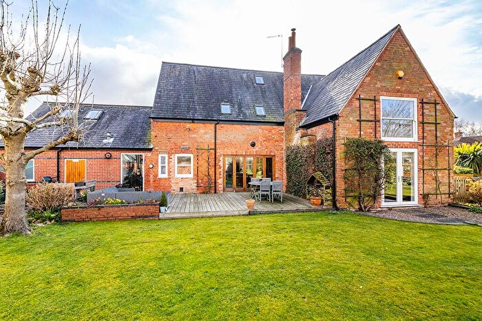 4 Bedroom Detached House For Sale In The Old School, Main Street, Hoveringham, Nottinghamshire, NG14