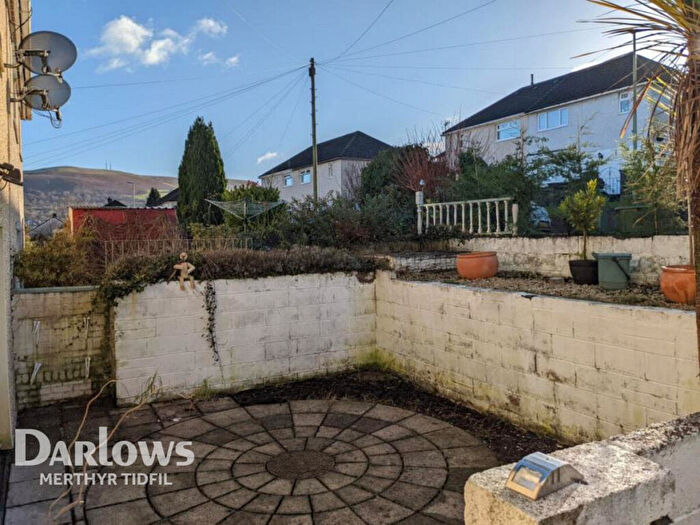 3 Bedroom Semi Detached House To Rent In Grovers Close, Pontypridd, CF37