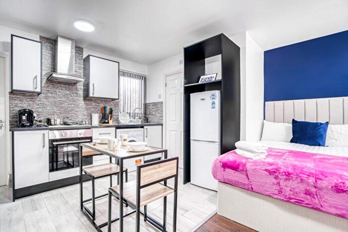 1 Bedroom Apartment To Rent In Pershore Road, Stirchley, Birmingham, B30