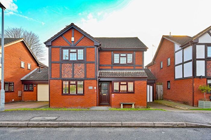5 Bedroom Detached House For Sale In Tudor Manor Gardens, Watford, Garston, WD25