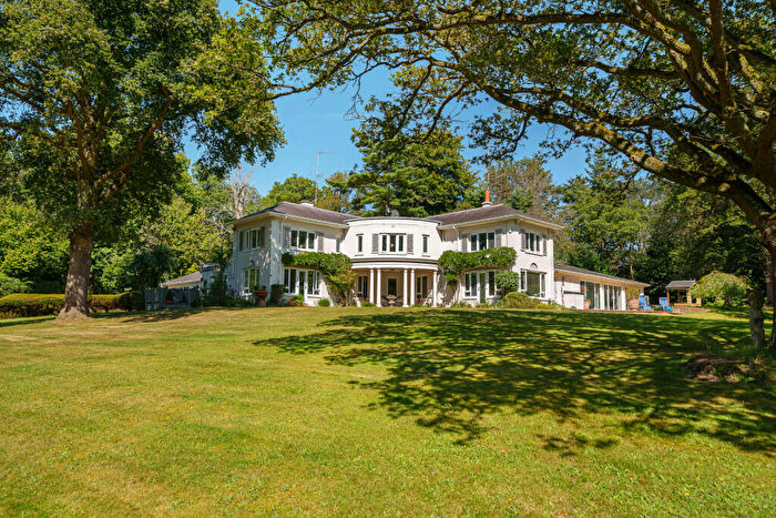 5 Bedroom Detached House For Sale In Dukes Kiln Drive, Gerrards Cross, Buckinghamshire, SL9