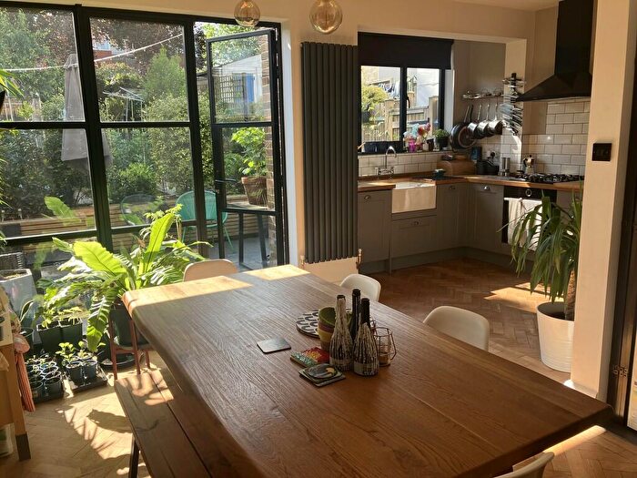 3 Bedroom Semi-Detached House To Rent In Shrewsbury Lane, London, SE18