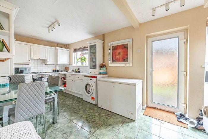 3 Bedroom Terraced House For Sale In Meadfield, Edgware, HA8