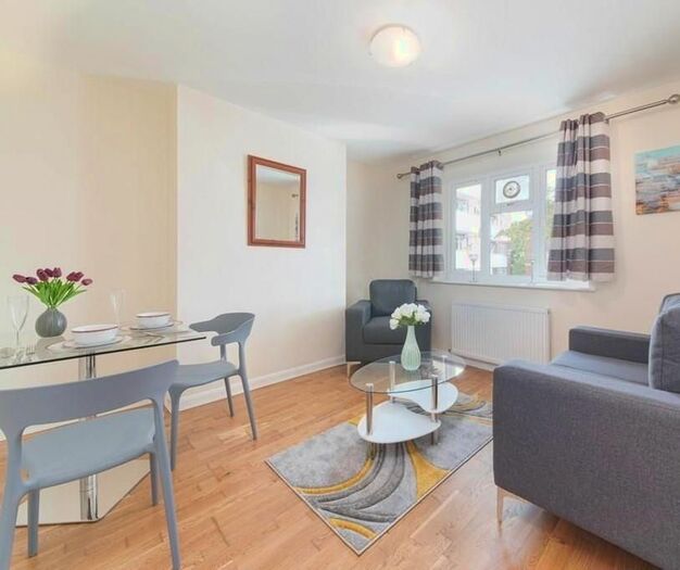 2 Bedroom Flat To Rent In Wilton Court, Wilton Road, Muswell Hill, N10