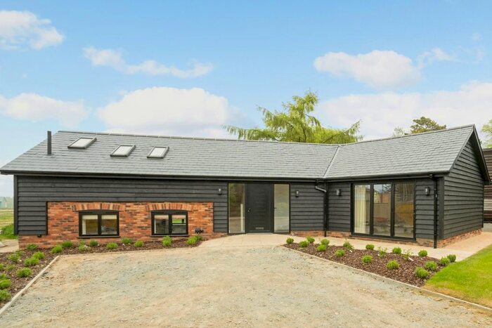 3 Bedroom Barn Conversion To Rent In Hodsoll Street, Sevenoaks, TN15