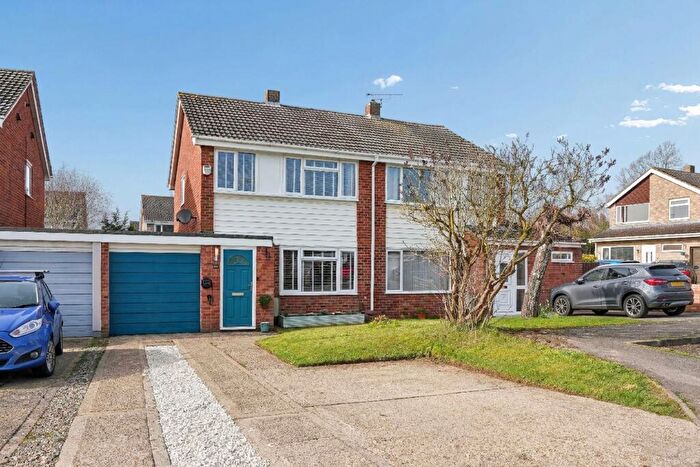 3 Bedroom Semi Detached House For Sale In Hamble Drive, Abingdon, OX14