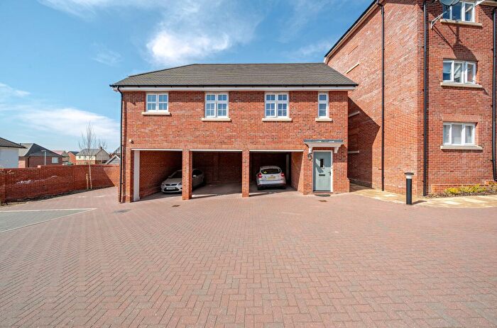 2 Bedroom Property For Sale In Badger Mount, Rayne Gardens, Braintree, CM7
