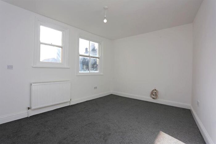 1 Bedroom Flat To Rent In Montpelier Road, Brighton, BN1