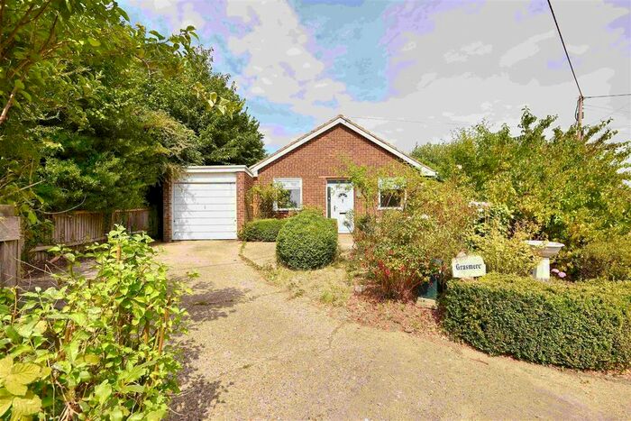 3 Bedroom Detached Bungalow For Sale In Mill Road, Wingham, Canterbury, CT3