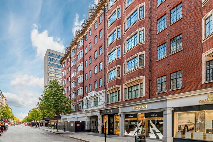3 Bedroom Flat To Rent In Sloane Street, London, SW1X