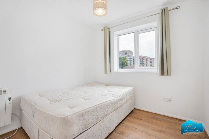 2 Bedroom Apartment To Rent In Raven Close, London, NW9