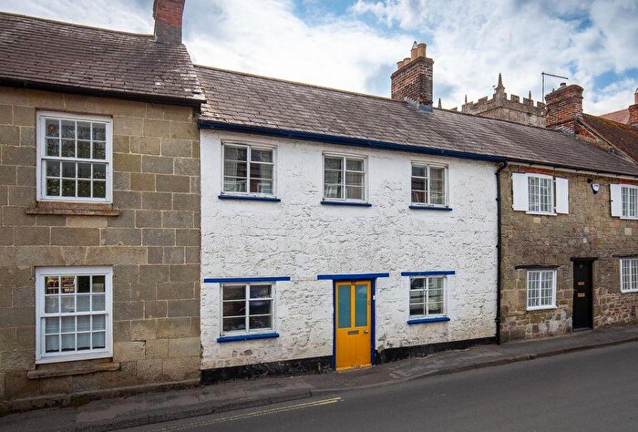 2 Bedroom Terraced House For Sale In Salisbury Street, Shaftesbury, SP7