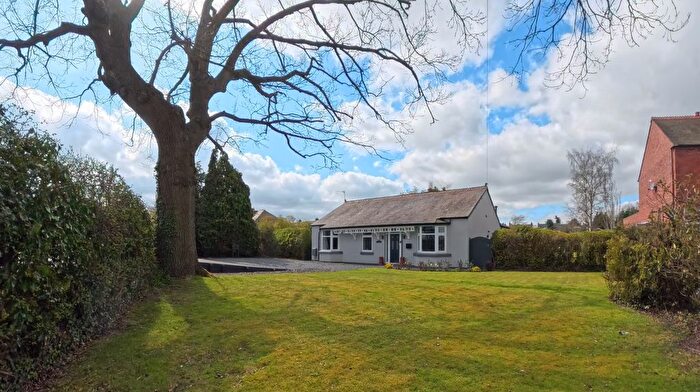 4 Bedroom Detached Bungalow For Sale In Bridgnorth Road, Bridgnorth, WV16