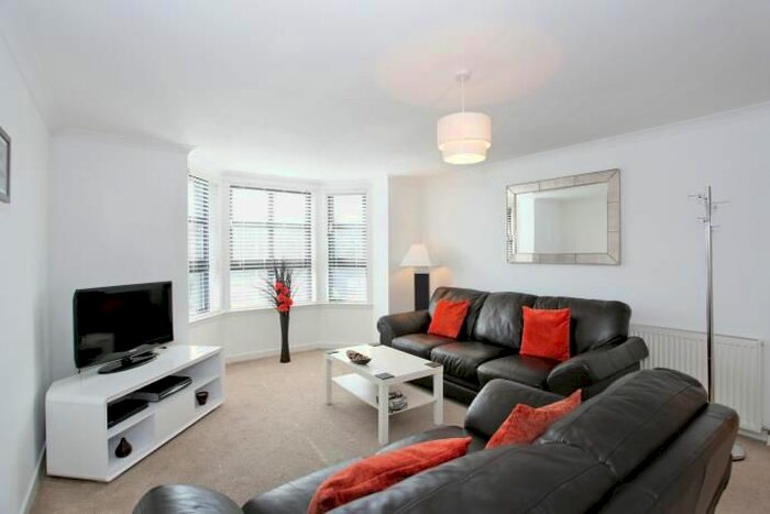 2 Bedroom Flat To Rent In Riverside Drive, Aberdeen, AB11