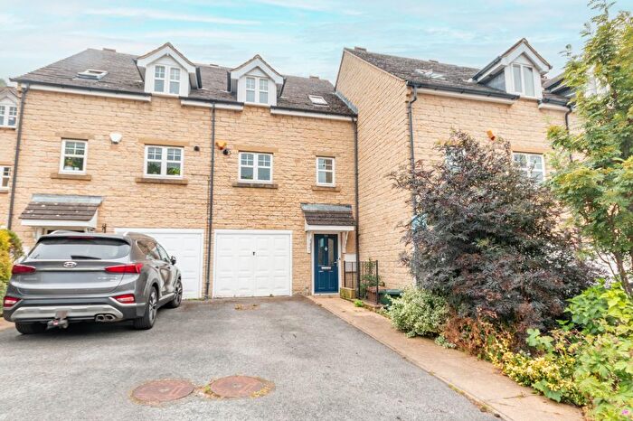 3 Bedroom Detached House For Sale In Whitestone Drive, East Morton, Keighley, West Yorkshire, Uk, BD20