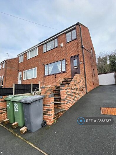 3 Bedroom Semi-Detached House To Rent In Wheelwright Close, Leeds, LS12