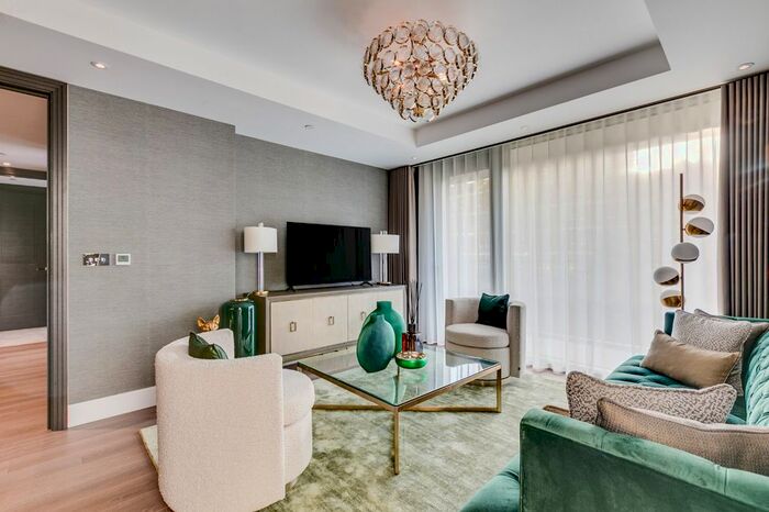 2 Bedroom Flat To Rent In Sherrin House, Warwick Lane, W14