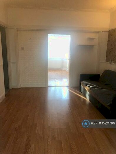 1 Bedroom Flat To Rent In Grantock Road, Walthamstow, E17