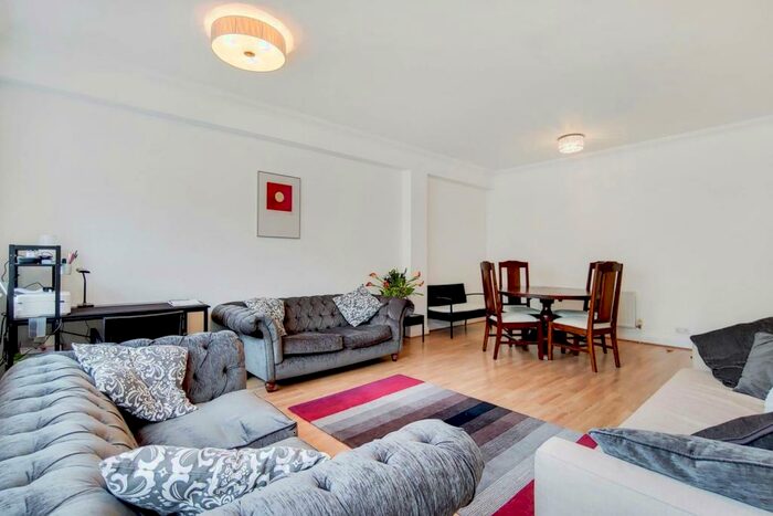 3 Bedroom Flat To Rent In Imperial Court, Kennington Lane, Kennington, London, SE11