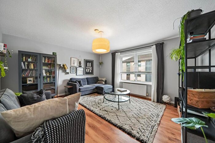 2 Bedroom Flat For Sale In Arcadia Place, Flat /, Glasgow Green, Glasgow, G40