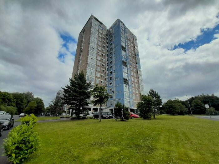 2 Bedroom Flat To Rent In Freshfields, Manchester, M9