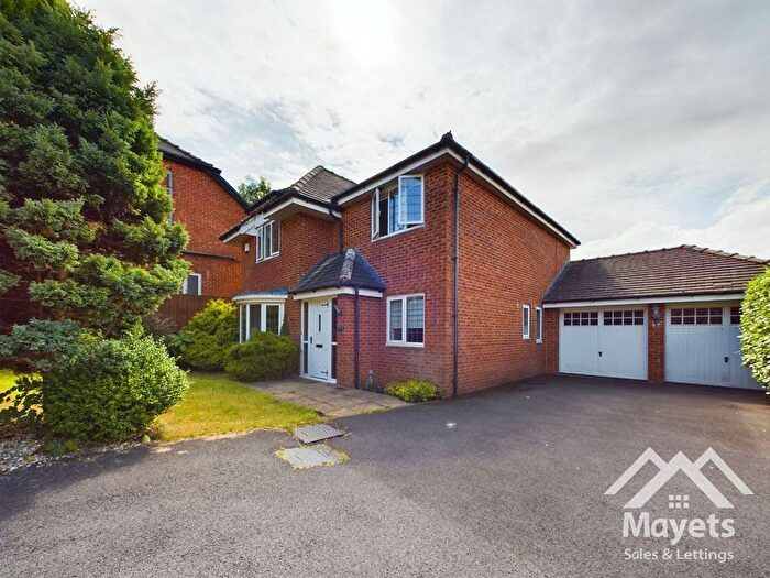 4 Bedroom Detached House To Rent In Eden Park, Blackburn, BB2