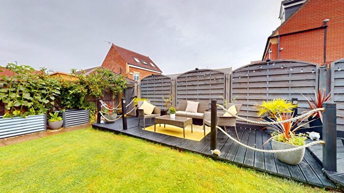 6 Bedroom Semi-Detached House For Sale In Strathmore Gardens, South Shields, NE34