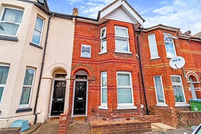 5 Bedroom Terraced House For Sale In Thackeray Road, Portswood, Southampton, Hampshire, SO17