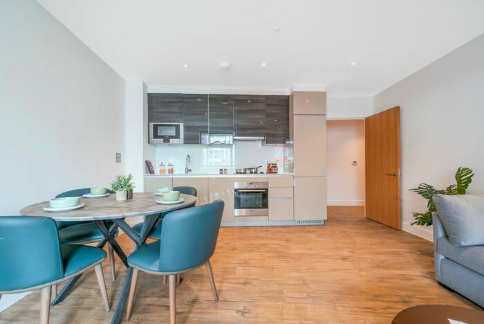 2 Bedroom Flat To Rent In Barking Road, London, E16