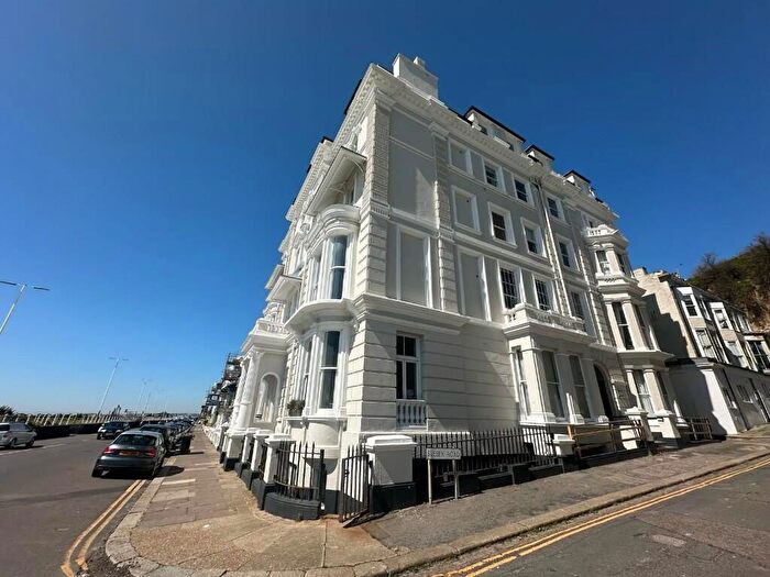 3 Bedroom Flat For Sale In Marina, St. Leonards-On-Sea, TN38