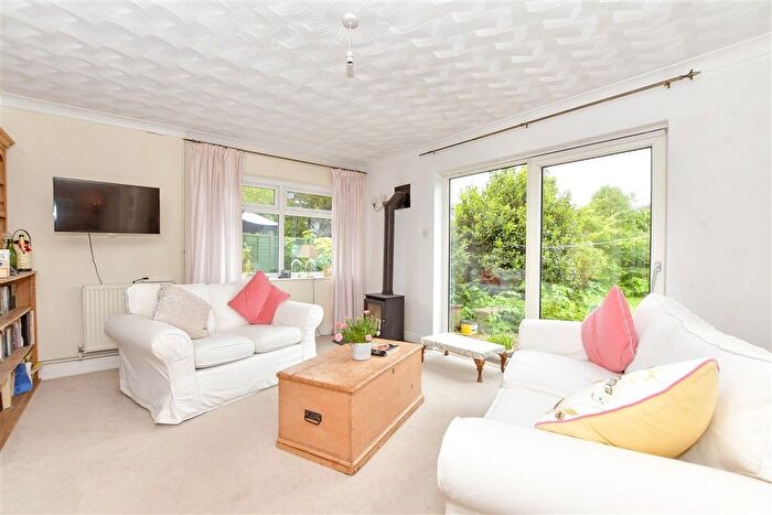 3 Bedroom Semi-Detached House For Sale In Appledram Lane South, Chichester, West Sussex, PO20